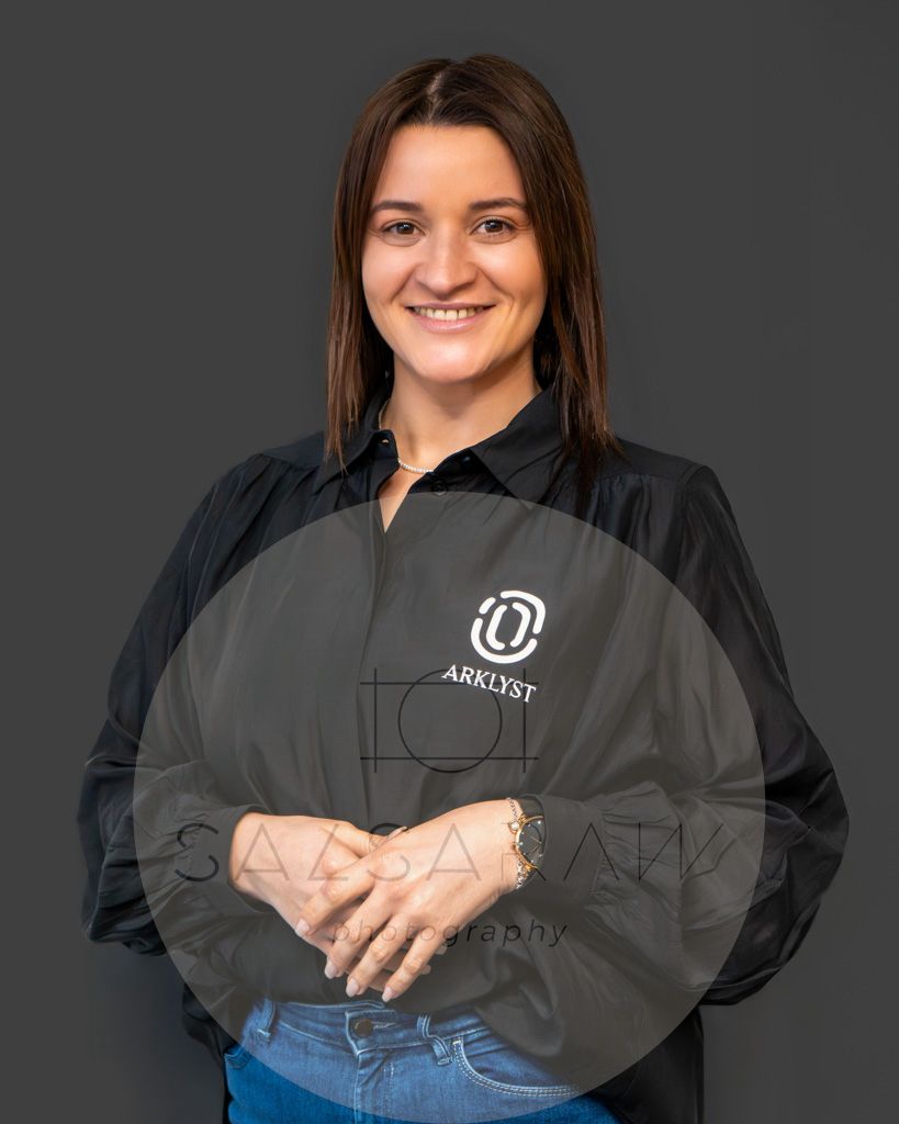 Mariana Deilhot — Client Experience & Operations Strategist