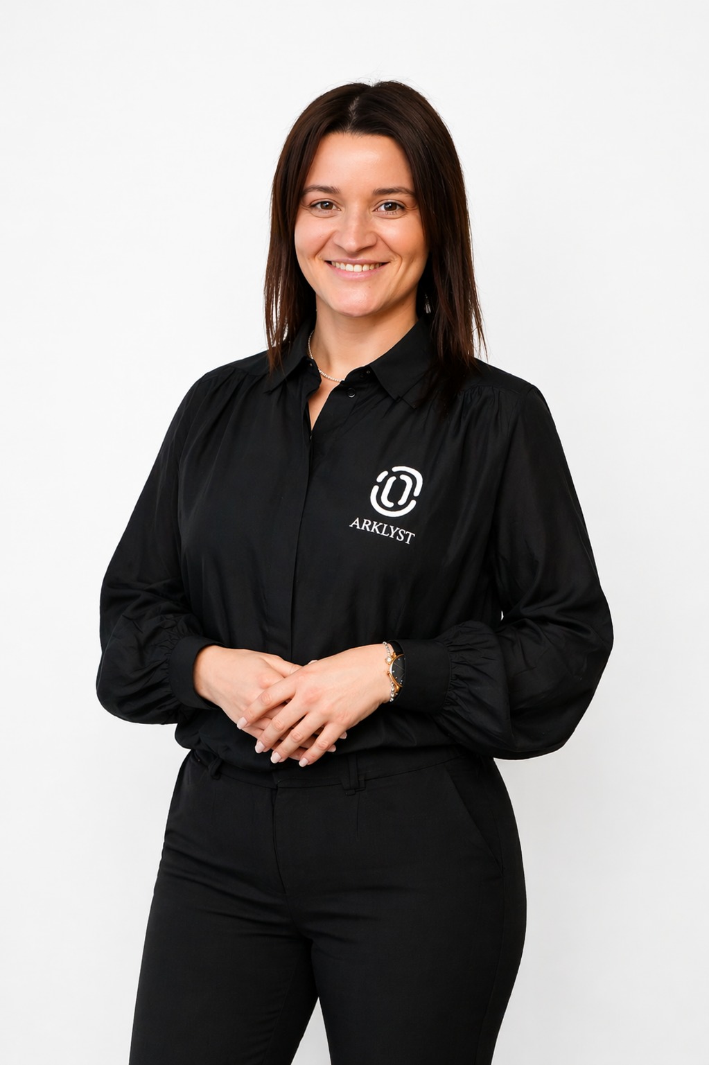 Mariana Deilhot — Client Experience & Operations Strategist Lead